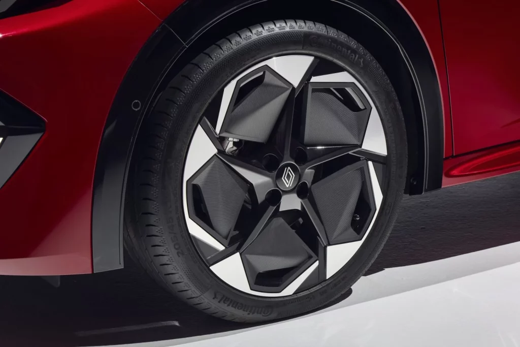La sexta generación del Renault Clio crece en tamaño y ofrece 1.000 km de autonomía 66 Motor16 nuevo renault clio techno rojo 2026 9 Motor16