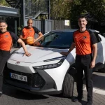Toyota refuerza su compromiso con la acb: coches eco también para los árbitros