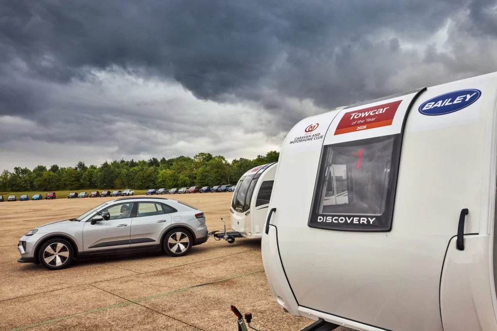 volkswagen passat mejor coche remolque caravana 23 Motor16