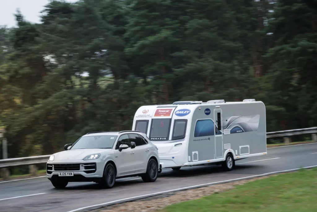 volkswagen passat mejor coche remolque caravana 65 Motor16