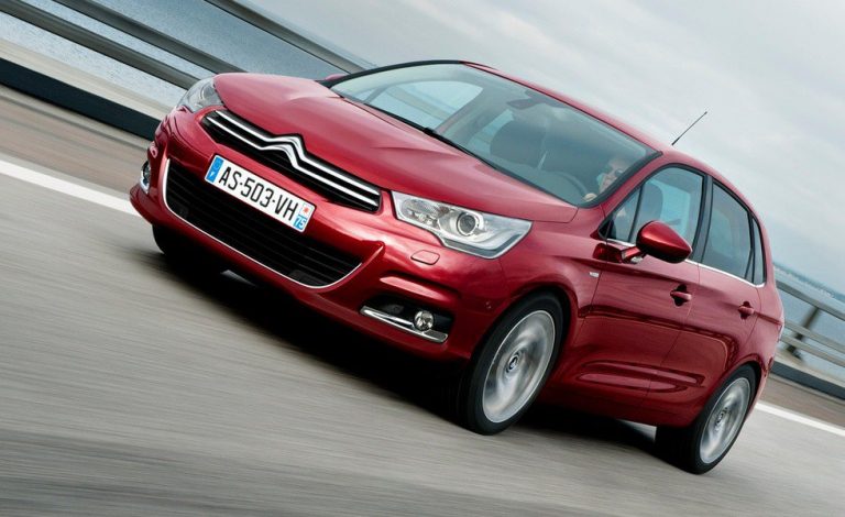 Citroën C4 1.2 e-THP 130, nuevo en la familia PureTech