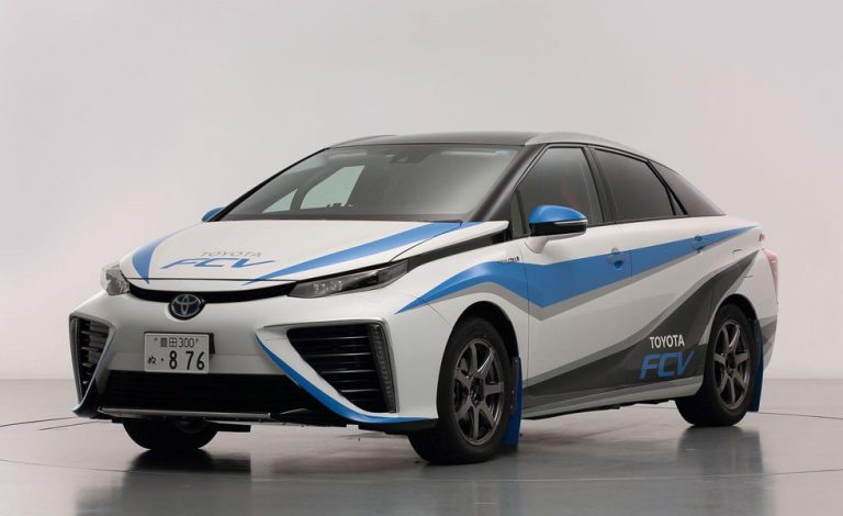 Toyota FCV. Disputará un rally con hidrógeno