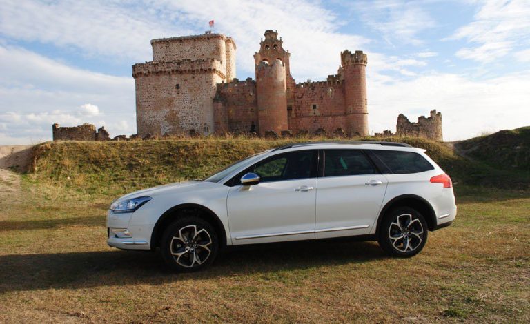 Citroën C5 Cross Tourer. El todocamino familiar