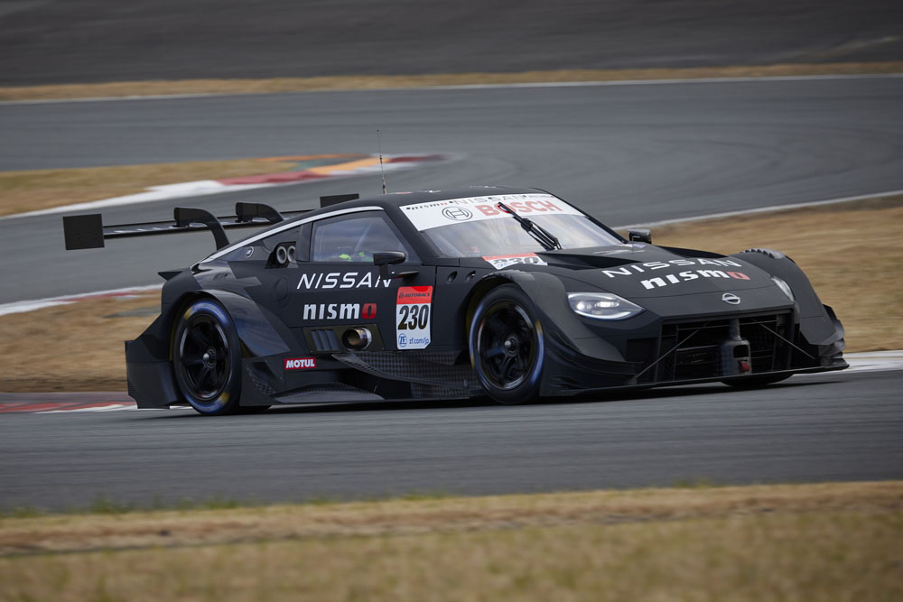 2022 Nissan Z Nismo 8 1 Motor16
