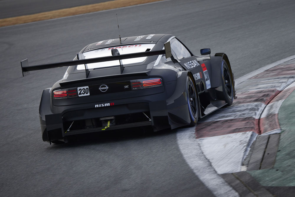 2022 Nissan Z Nismo 9 Motor16