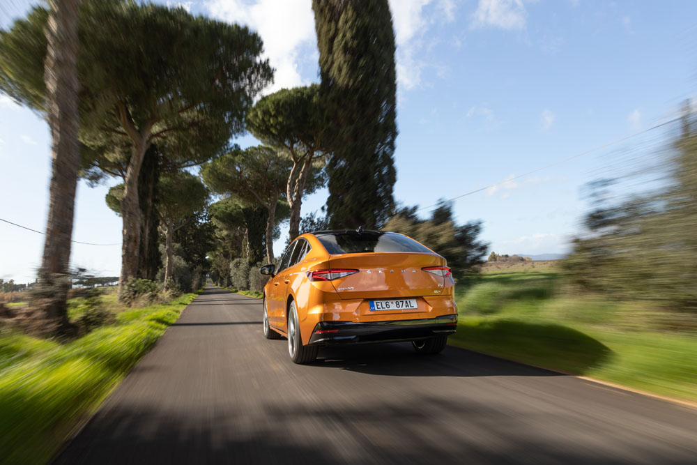 2022 Skoda Enyaq Coupe iV 57 Motor16