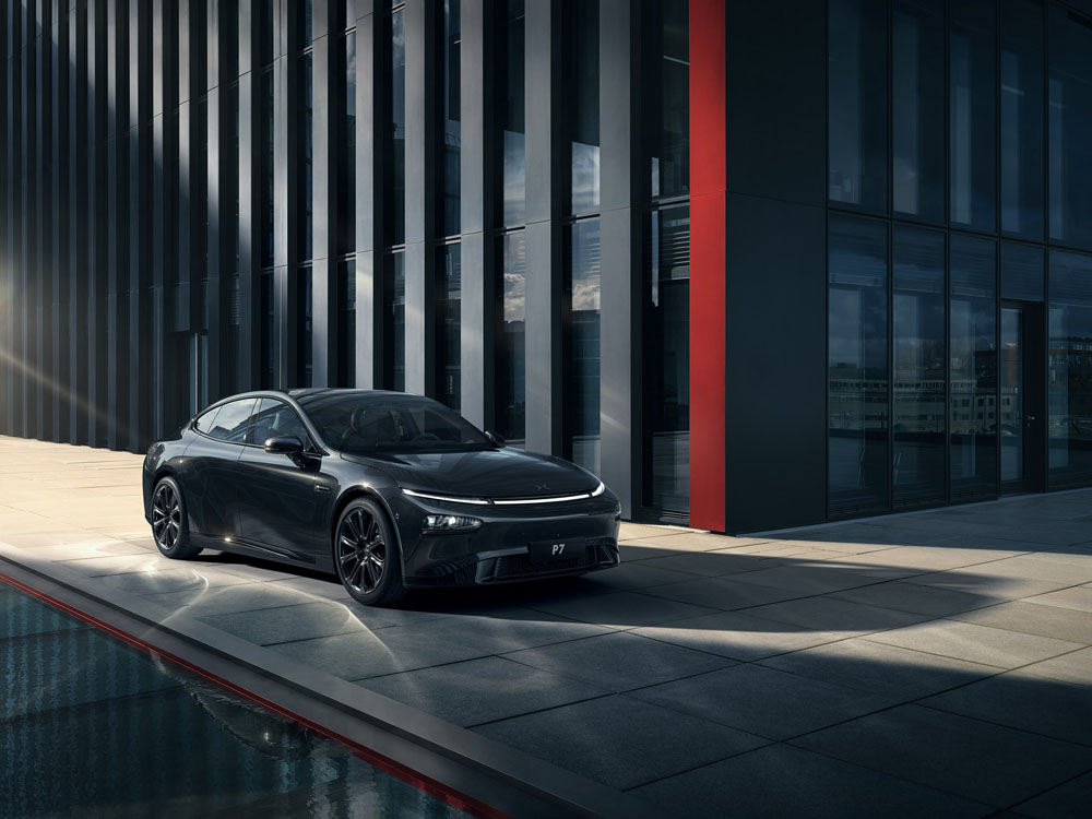 2022 Xpeng P7 Black Label Edition exterior