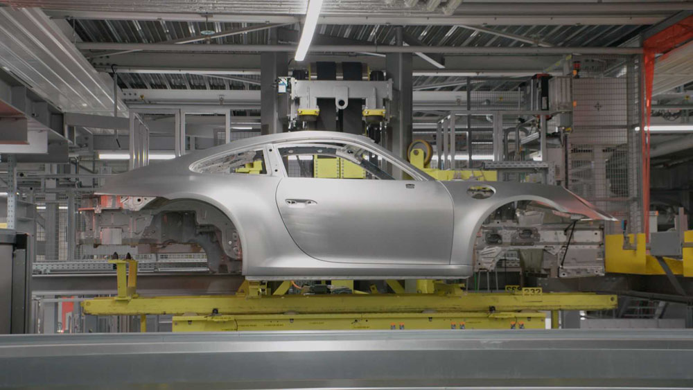 2022 porsche 911 gt3 paint to sample 26 Motor16