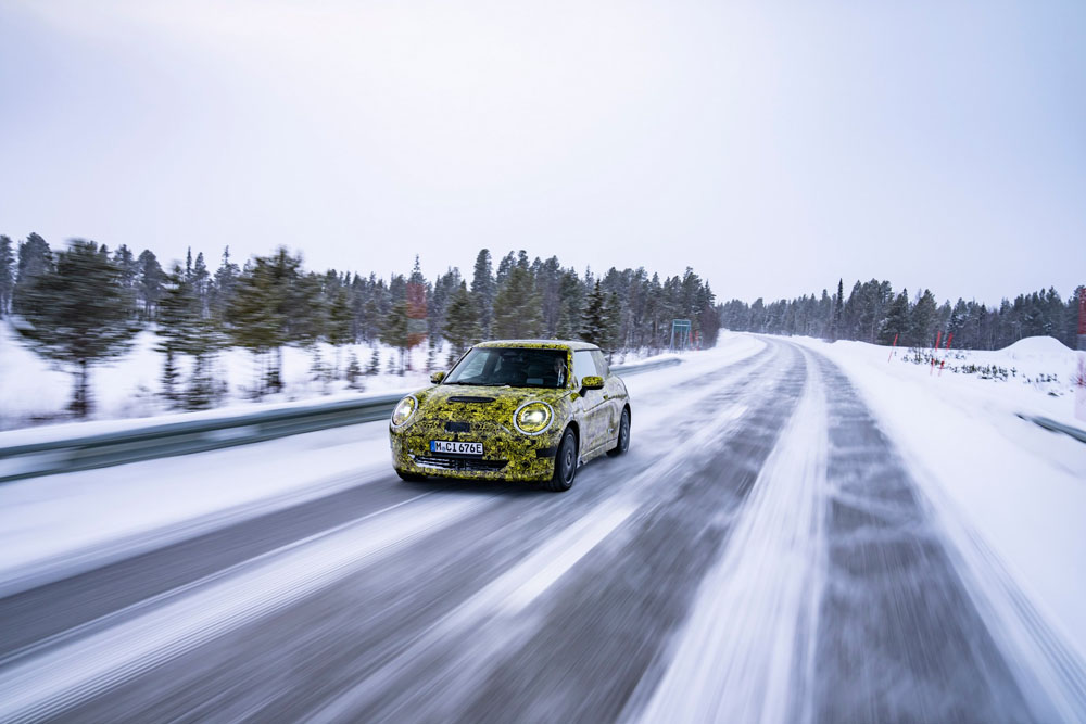 2023 Mini 3 Door 15 Motor16