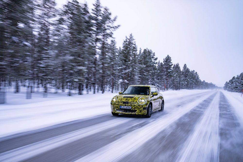 2023 Mini 3 Door 16 Motor16