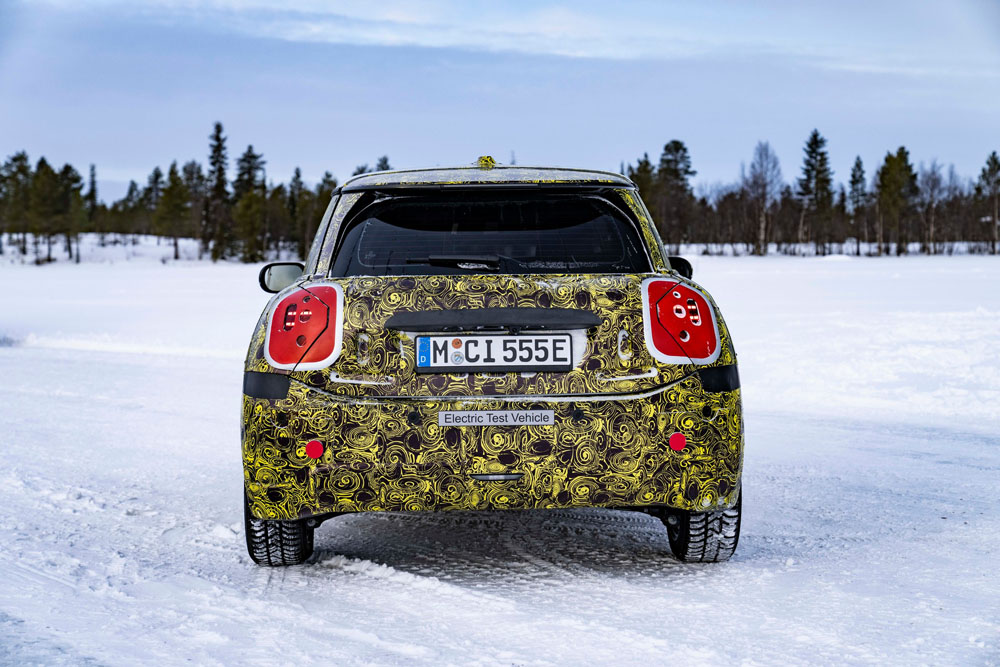 2023 Mini 3 Door 29 Motor16