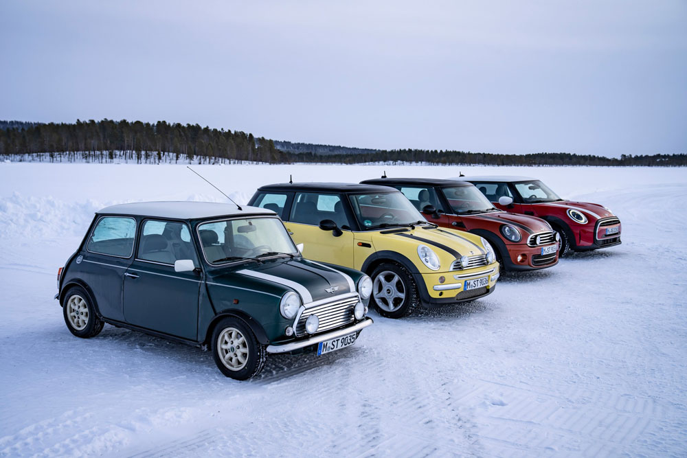 2023 Mini 3 Door 33 Motor16