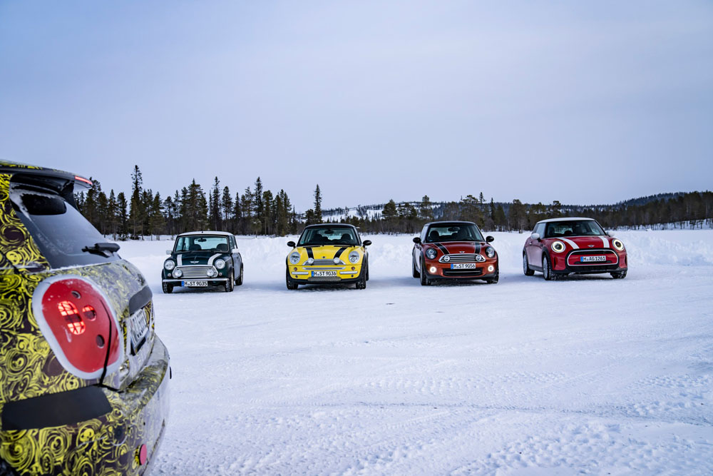 2023 Mini 3 Door 34 Motor16