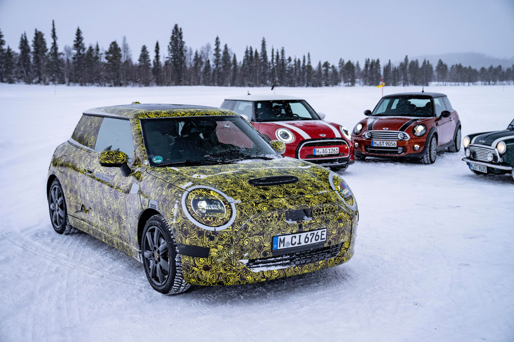 2023 Mini 3 Door 41 Motor16