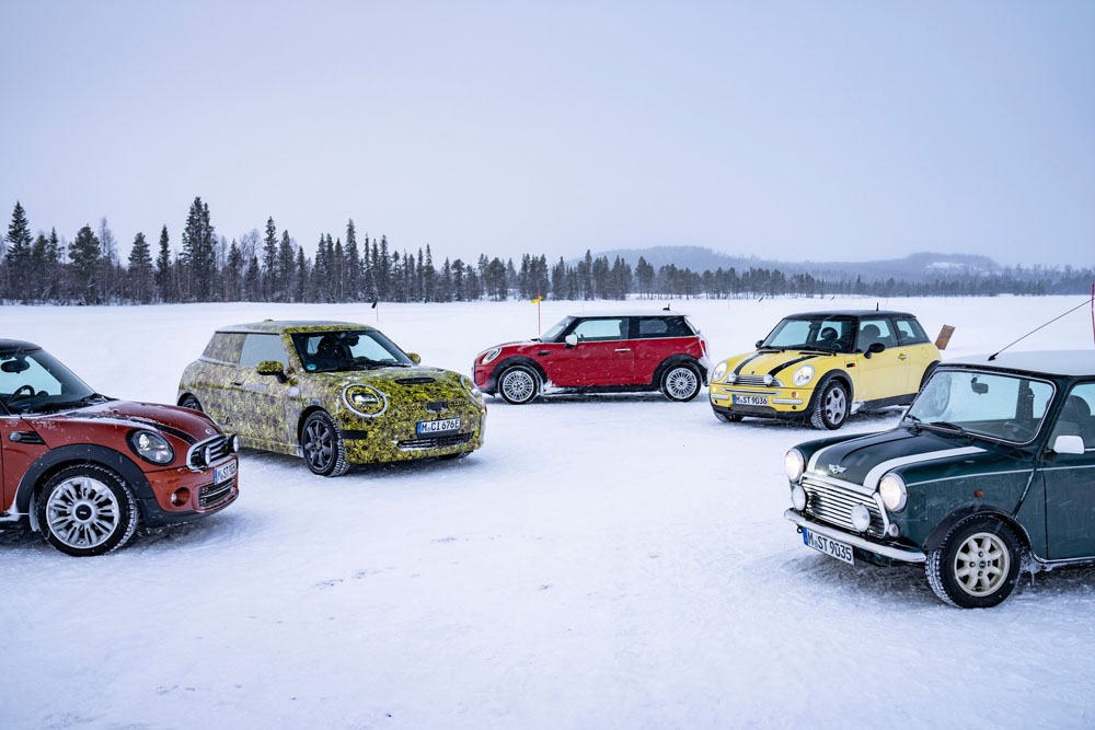 2023 Mini 3 Door 42 Motor16