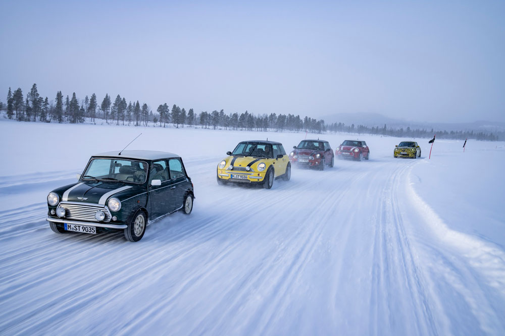 2023 Mini 3 Door 45 Motor16