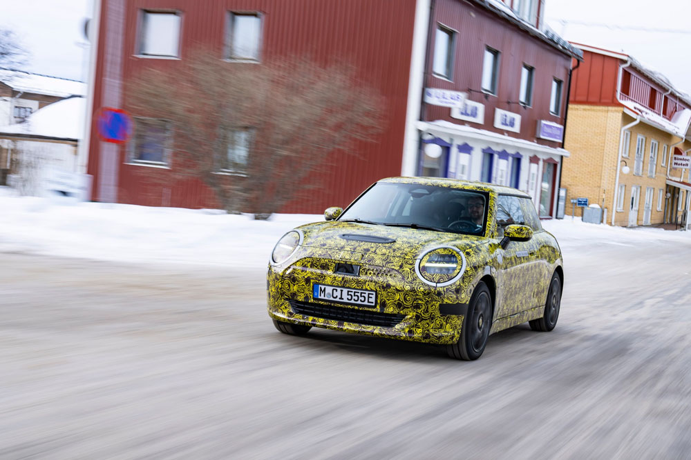 2023 Mini 3 Door 54 Motor16