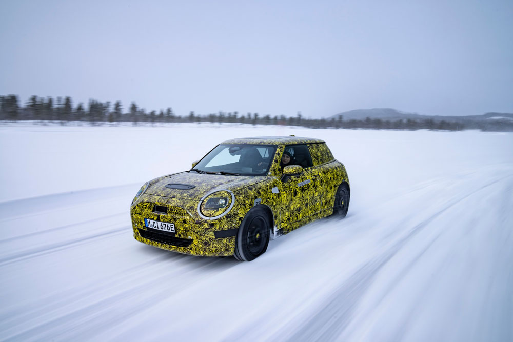 2023 Mini 3 Door 6 Motor16