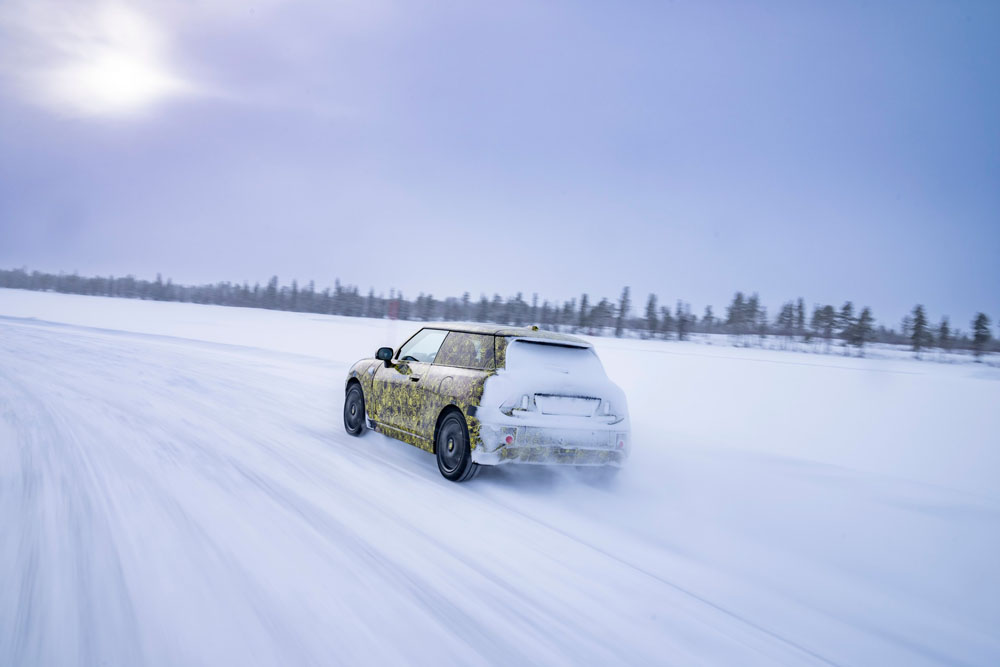 2023 Mini 3 Door 9 Motor16