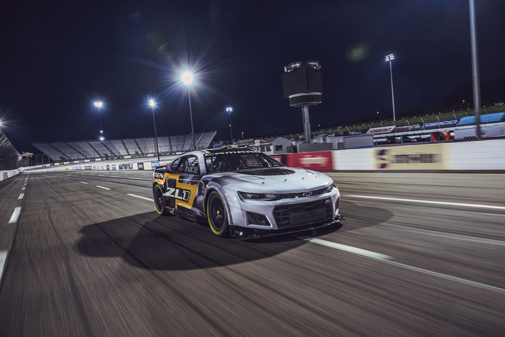 2023 NASCAR Chevrolet Camaro ZL1 1 1 Motor16