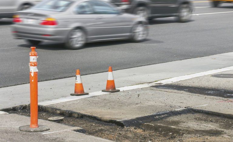 ¿Es necesario autorización para hacer obras en la vía pública?