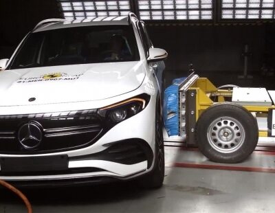 El programa EuroNCAP realiza los crash test del nuevo Mercedes-Benz EQB