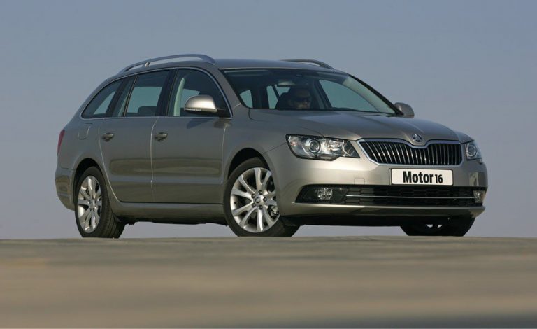 Skoda Superb Combi 2.0 TDI.
Para aquellos que lo quieren todo