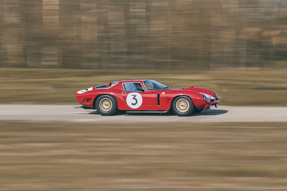 1965 Bizzarrini 5300 GT Revival Corsa 7 Motor16
