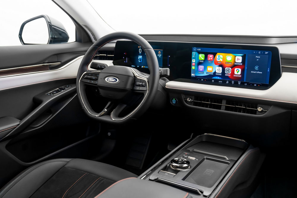 2022 Ford Taurus. Imagen salpicadero.