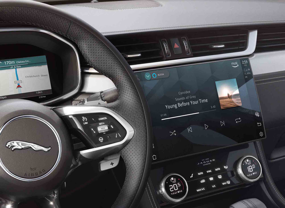 2022 Jaguar F PACE 300 SPORT 1 Motor16