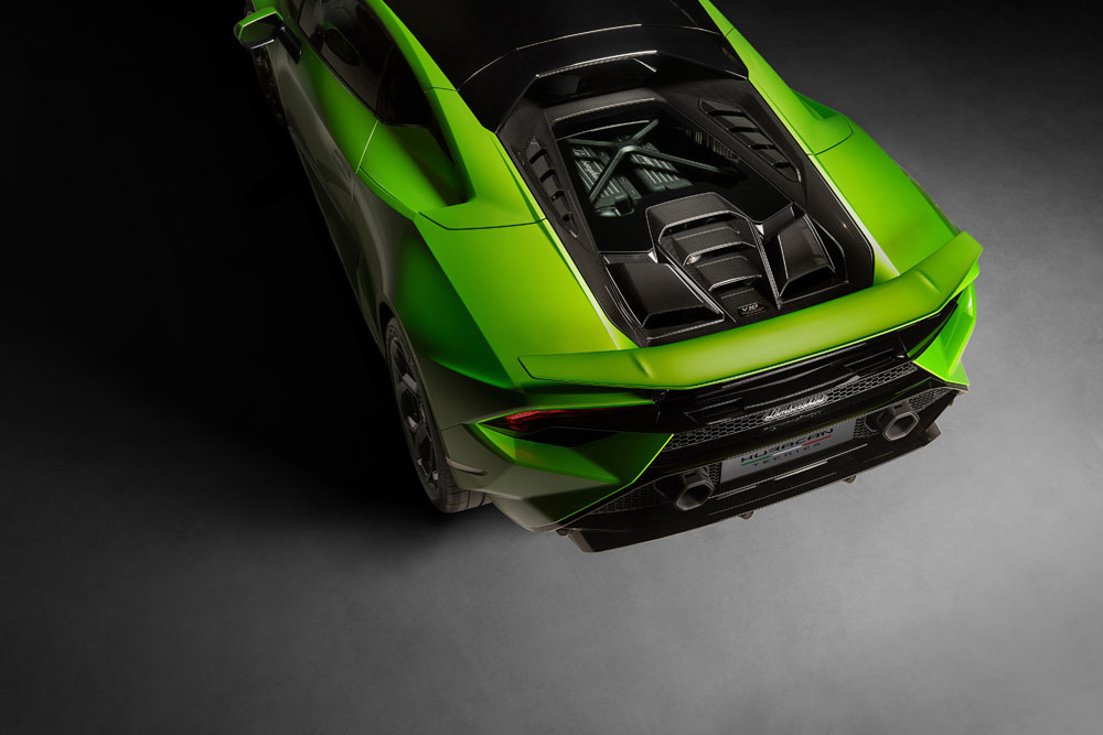 2022 lamborghini huracan tecnica 11 Motor16