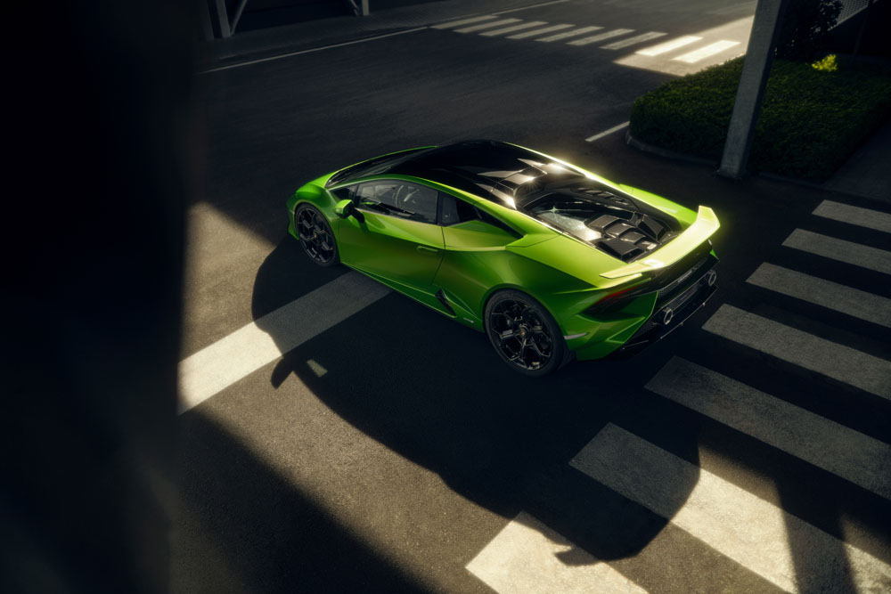 2022 lamborghini huracan tecnica 22 Motor16