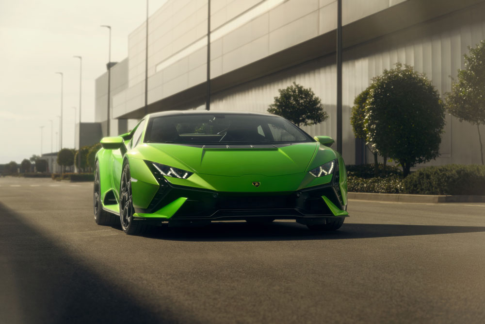 2022 lamborghini huracan tecnica 23 Motor16