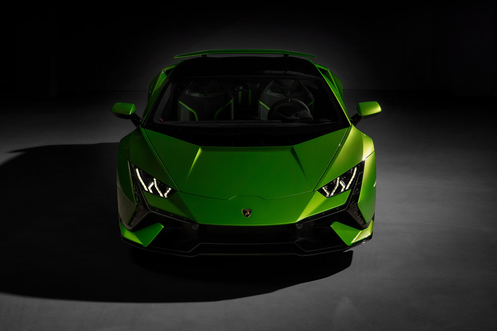 2022 lamborghini huracan tecnica 4 Motor16