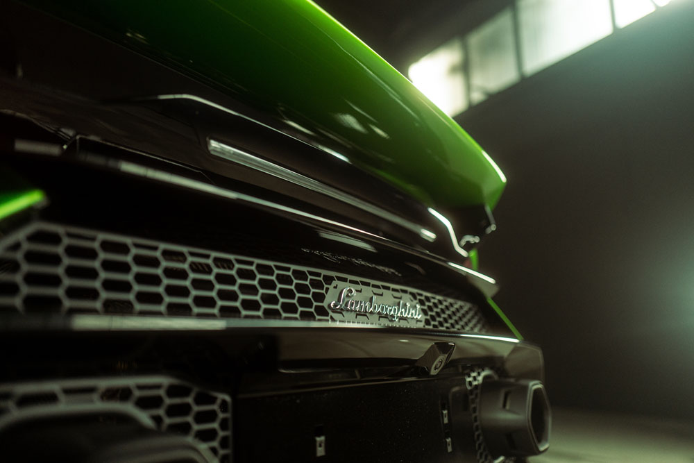 2022 lamborghini huracan tecnica 49 Motor16