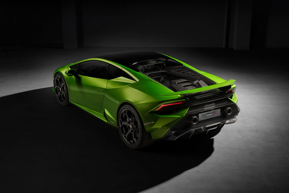 2022 lamborghini huracan tecnica 7 Motor16