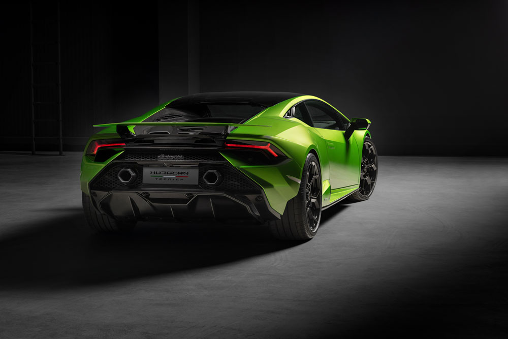 2022 lamborghini huracan tecnica 9 Motor16