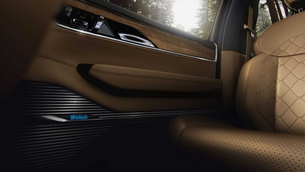 2023 jeep wagoneer l 69 Motor16