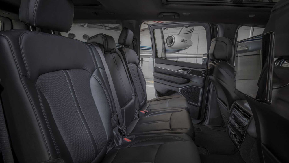 2023 jeep wagoneer l 84 Motor16