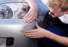 Así eliminas los arañazos de tu coche de forma rápida y por menos de lo que cuesta una cerveza