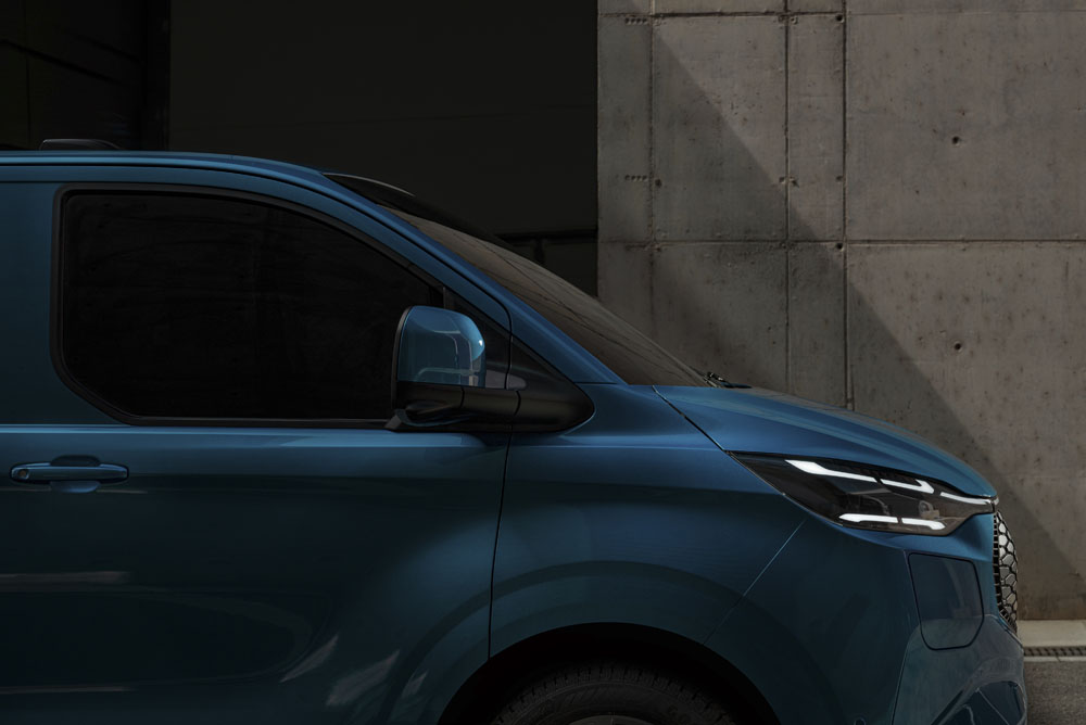 2022 FORD E TRANSIT CUSTOM 10 Motor16