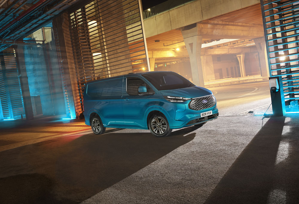 2022 FORD E TRANSIT CUSTOM 17 Motor16