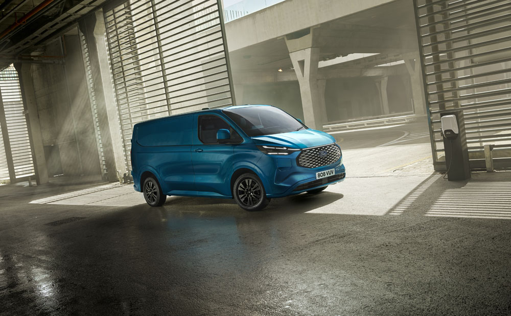 2022 FORD E TRANSIT CUSTOM 3 Motor16