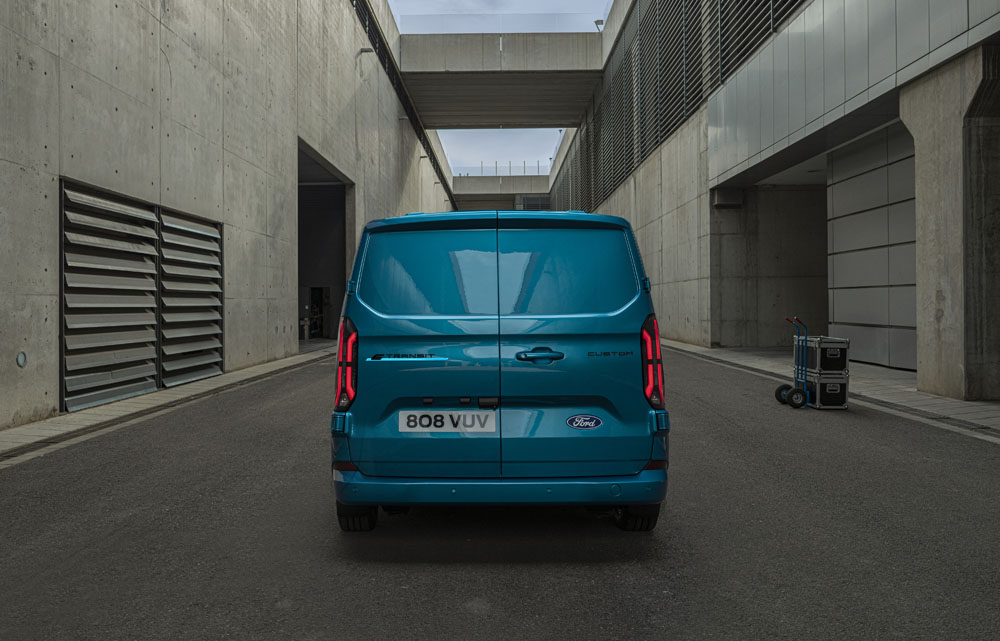 2022 FORD E TRANSIT CUSTOM 7 Motor16