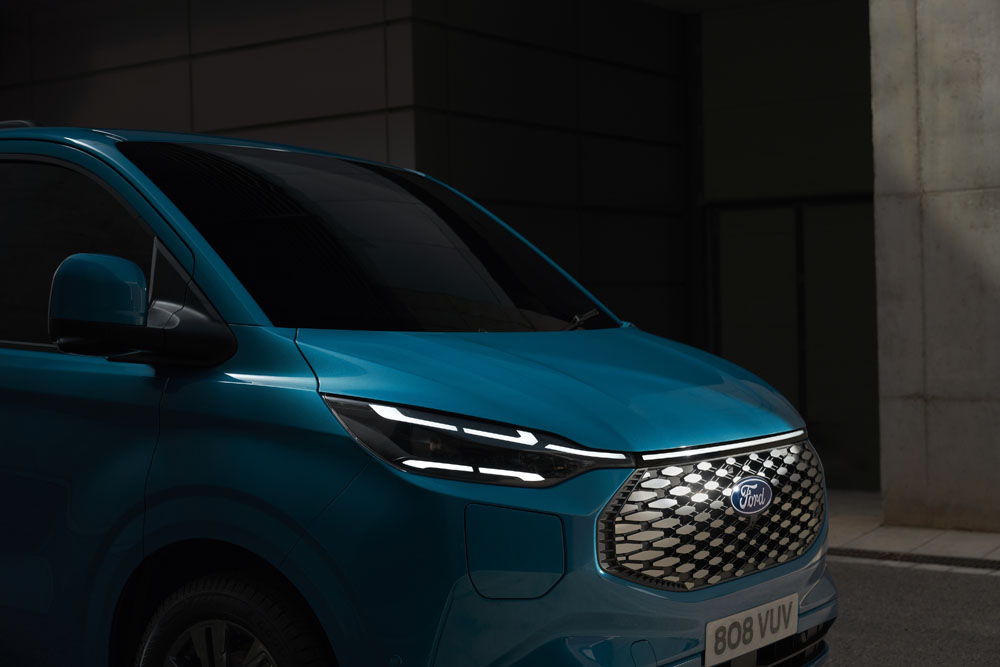 2022 FORD E TRANSIT CUSTOM 9 Motor16