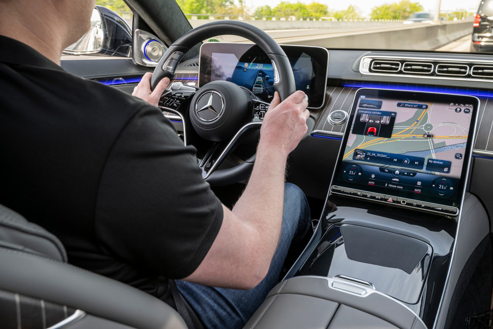 2022 Mercedes Drive Pilot 27 Motor16