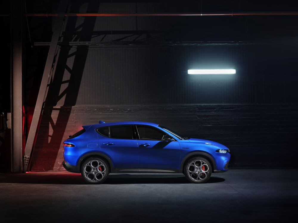 2022 alfa romeo tonale 15 Motor16