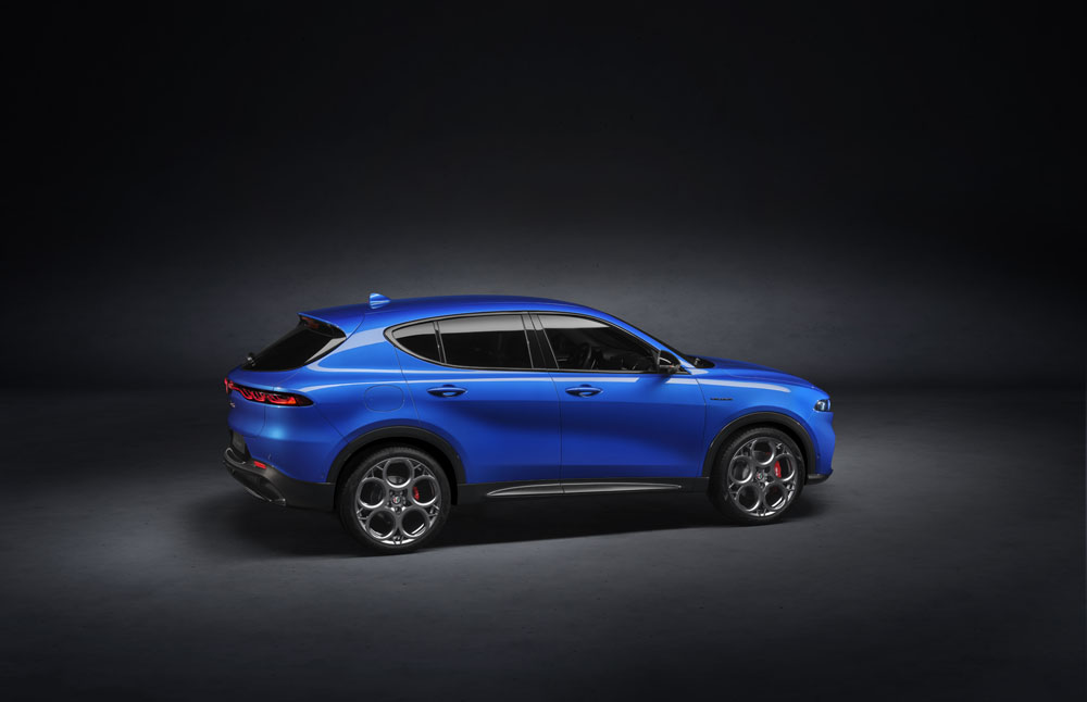 2022 alfa romeo tonale 27 Motor16