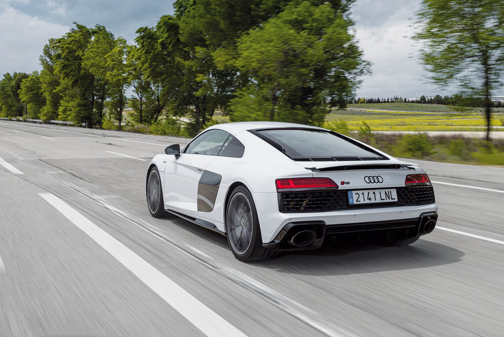 AUDI R8 1 Motor16