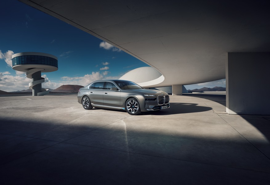 BMW Bowers Wilkins 1 Motor16